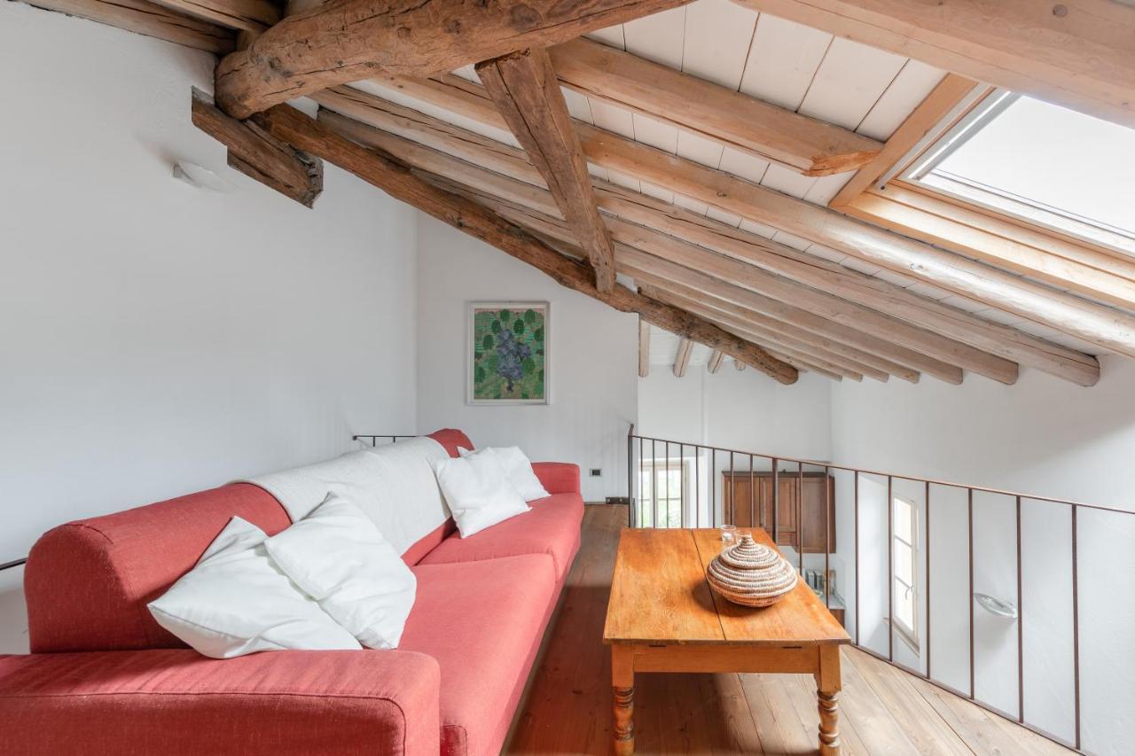 Cozy Suites On The Lake - The House Of Travelers Brienno Exterior photo